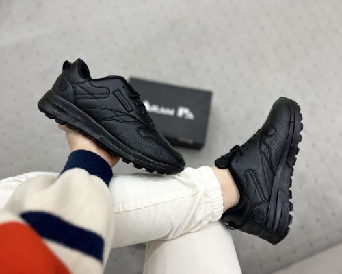  ریبوک پاکُر 