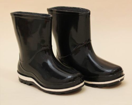 چکمه الوان بچه گانه