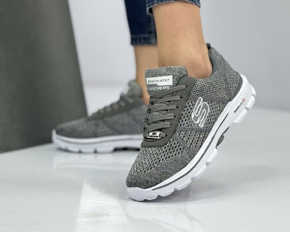  اسکیچرز زیره ماساژوری 