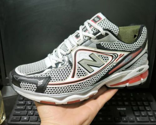 نیوبالانس بزرگ پا