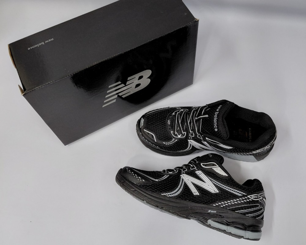  New Balance 860v2 