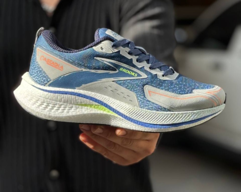  بروکس Cascadia18 