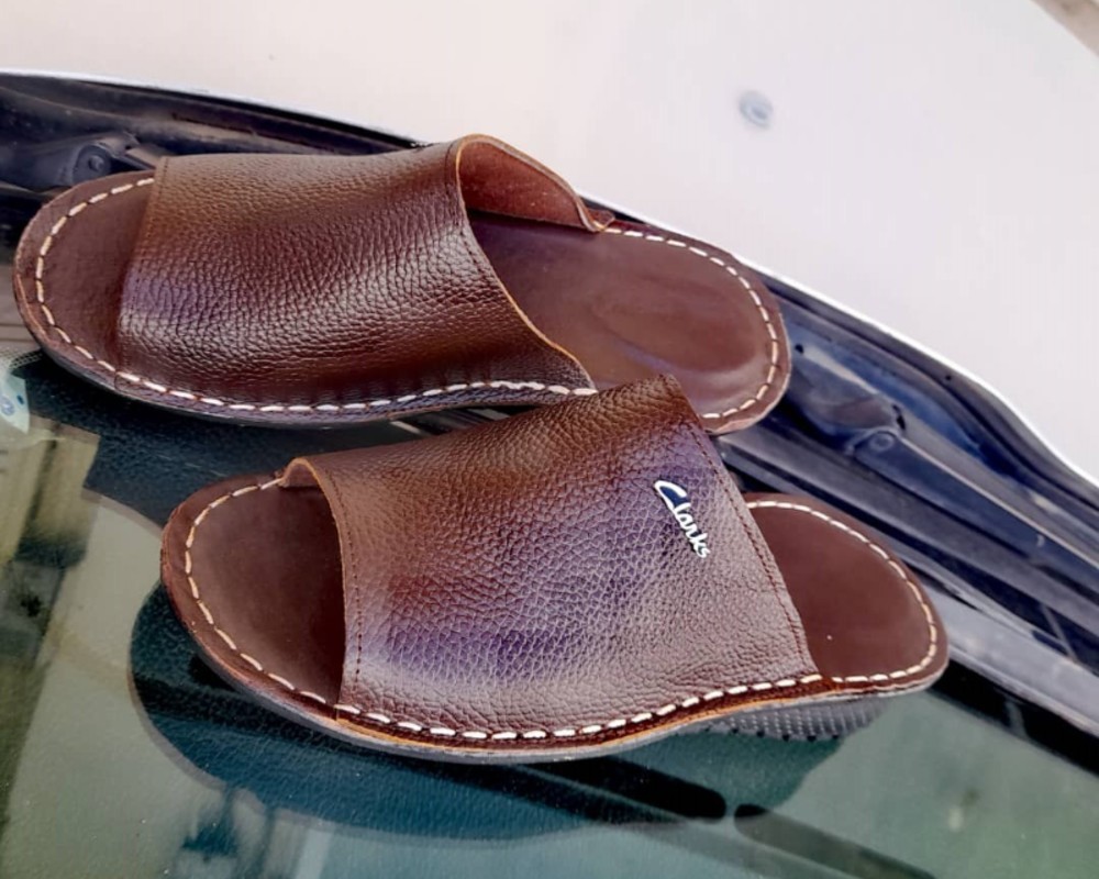  کلارک یک تکه ساده تمام چرم طبیعی 