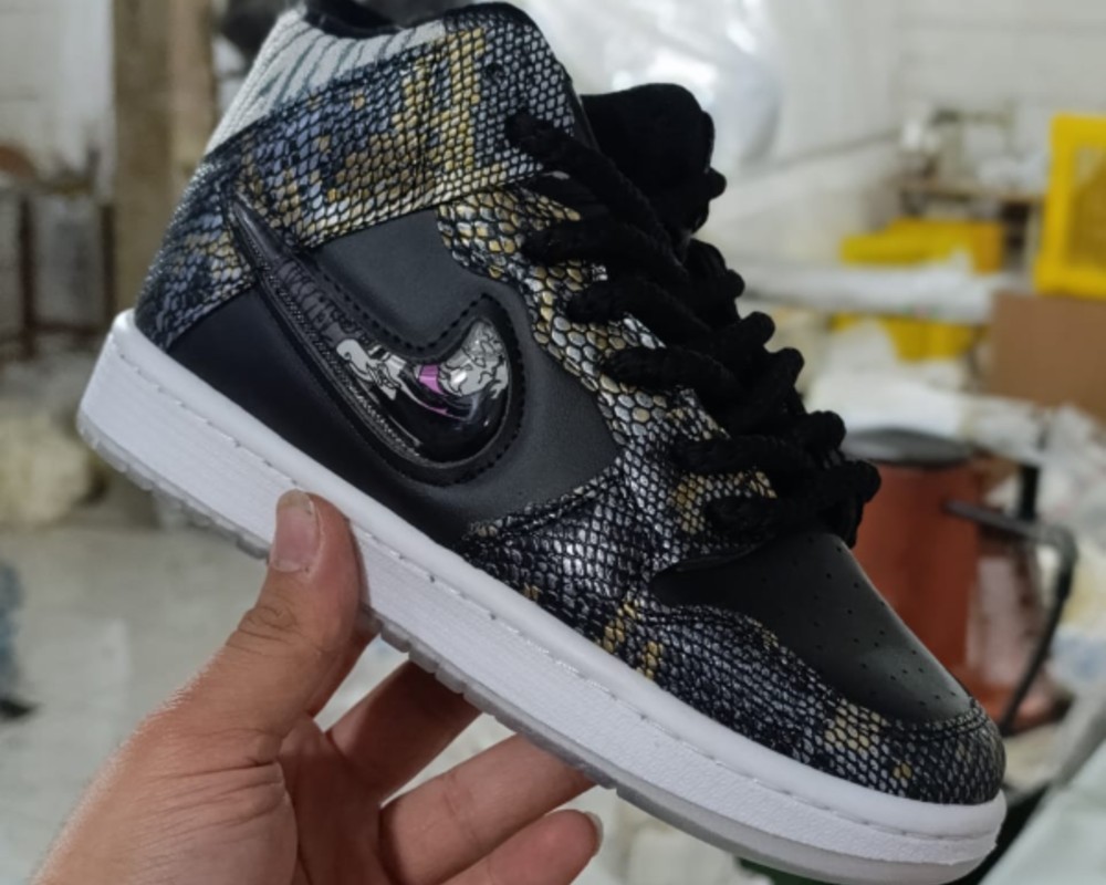  نایک دراگون ساقدار 