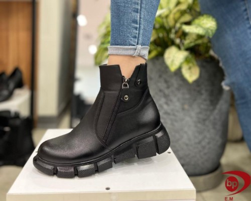 فراری   فراری