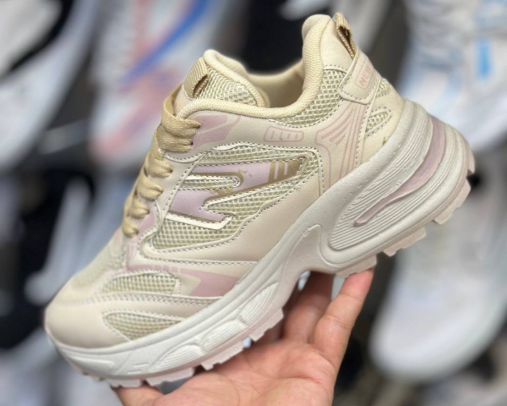 نیوبالانس   نیوبالانس