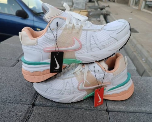 نایک v2k