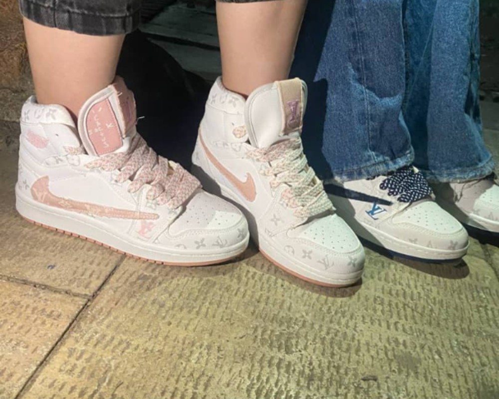  نایک ترویس LV ساقدار 