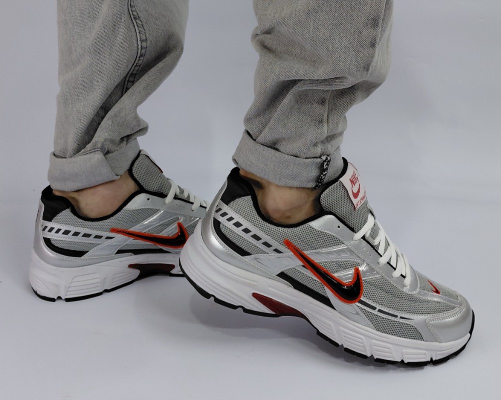  نایک اینیشتور 