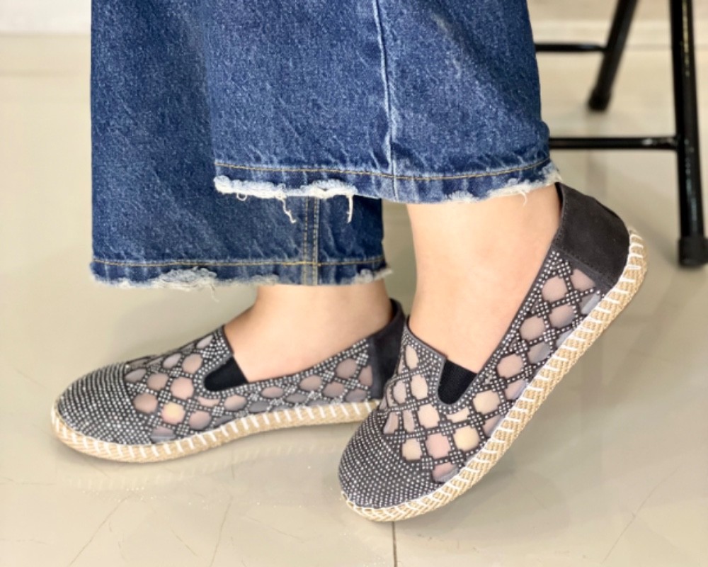  راحتی نگینی 