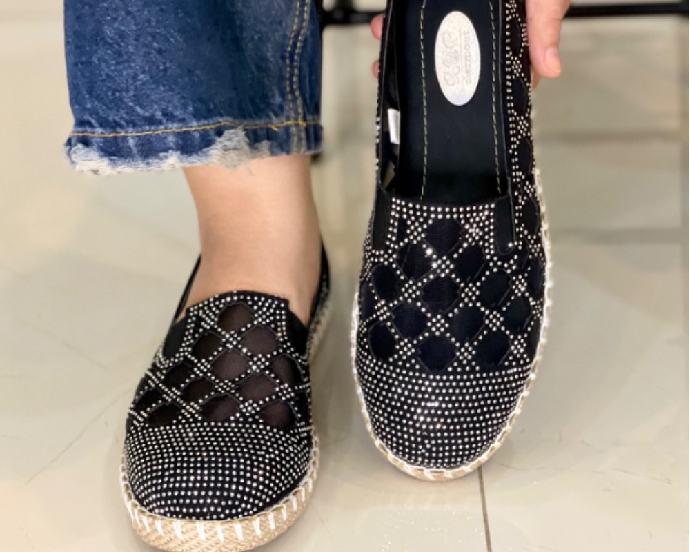  راحتی نگینی 