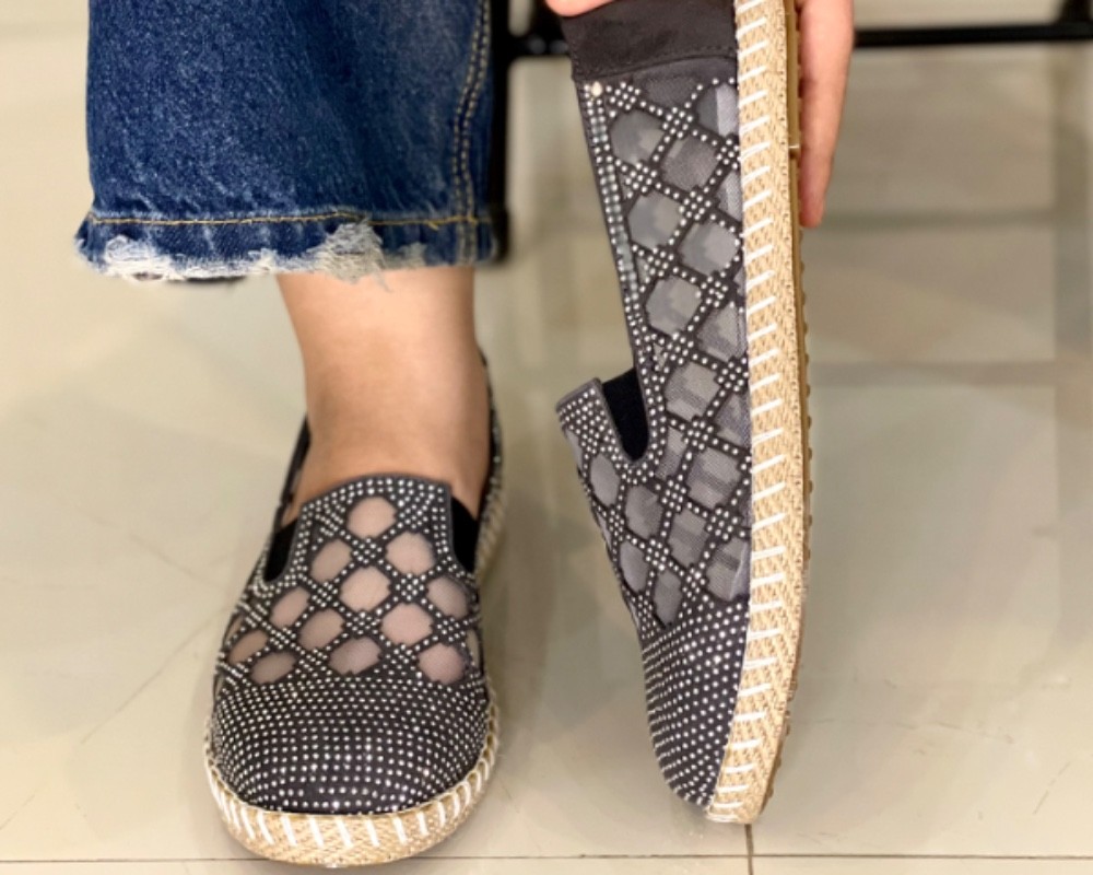  راحتی نگینی 