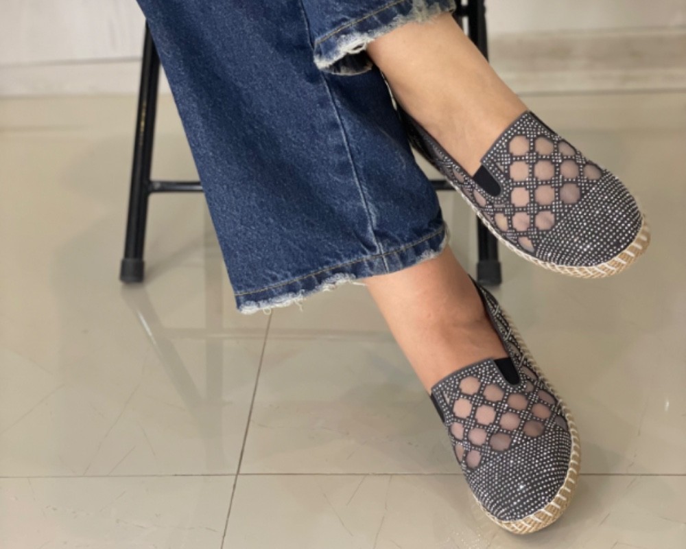  راحتی نگینی 