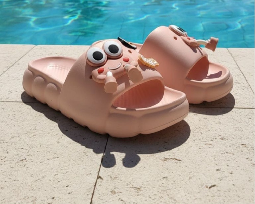  لنا قورباغه ای 