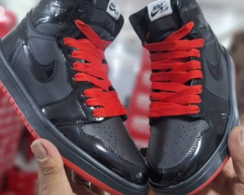  نایک جردن ساقدار 