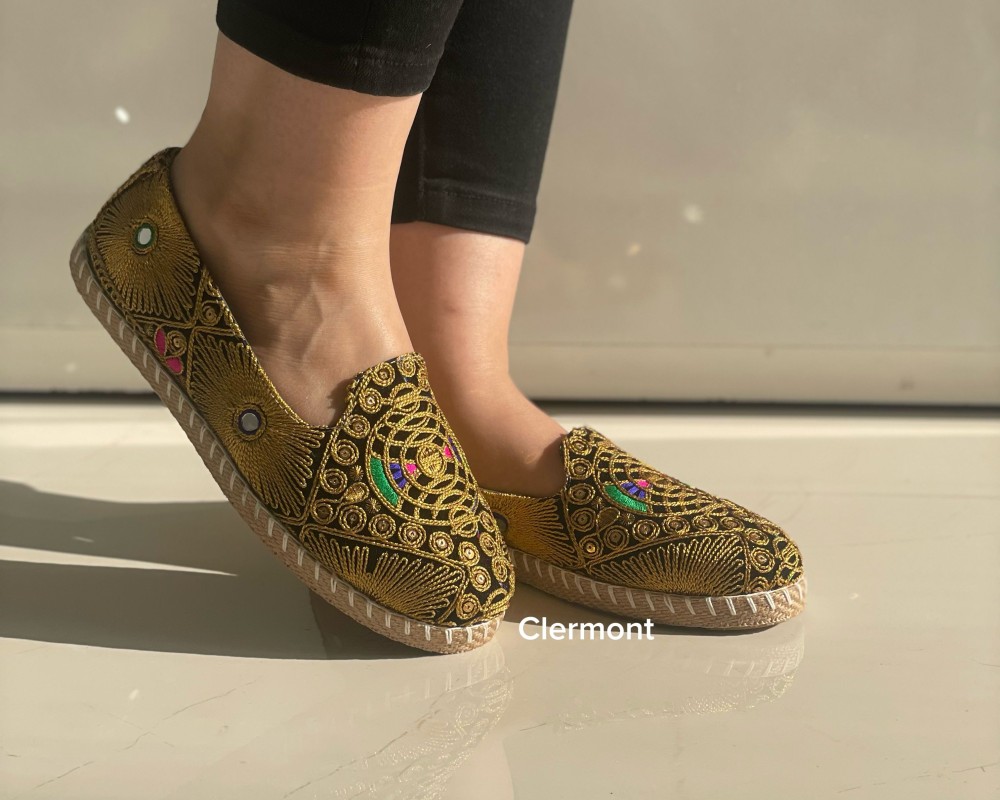  راحتی سنتی مدرن 