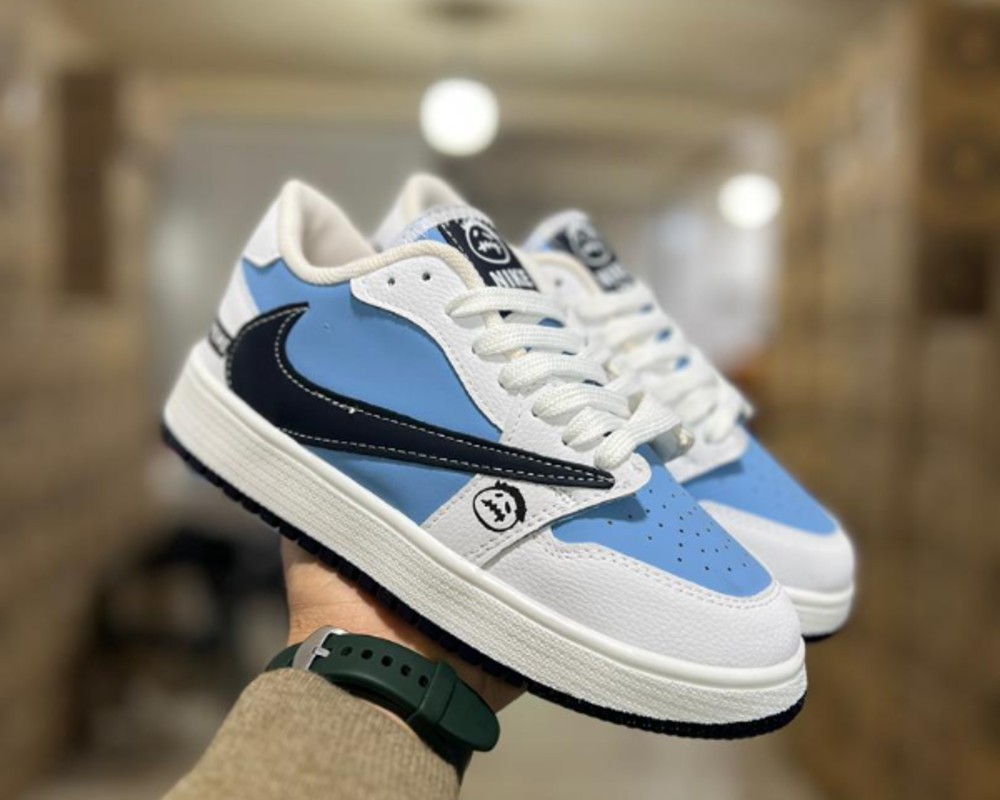  نایک ترویس رویه توکیو 