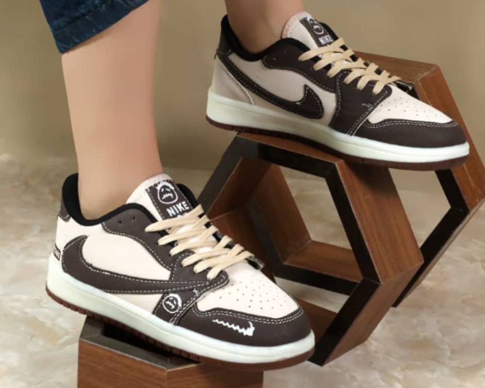  نایک ترویس رویه توکیو 