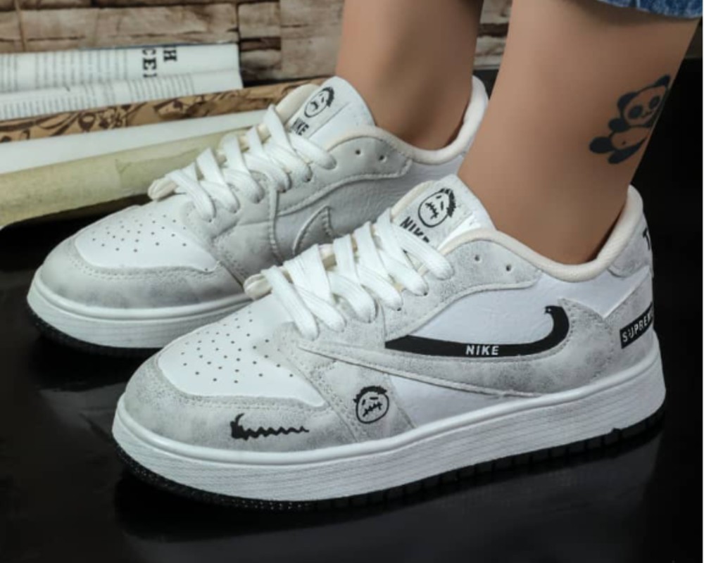  نایک ترویس رویه توکیو 