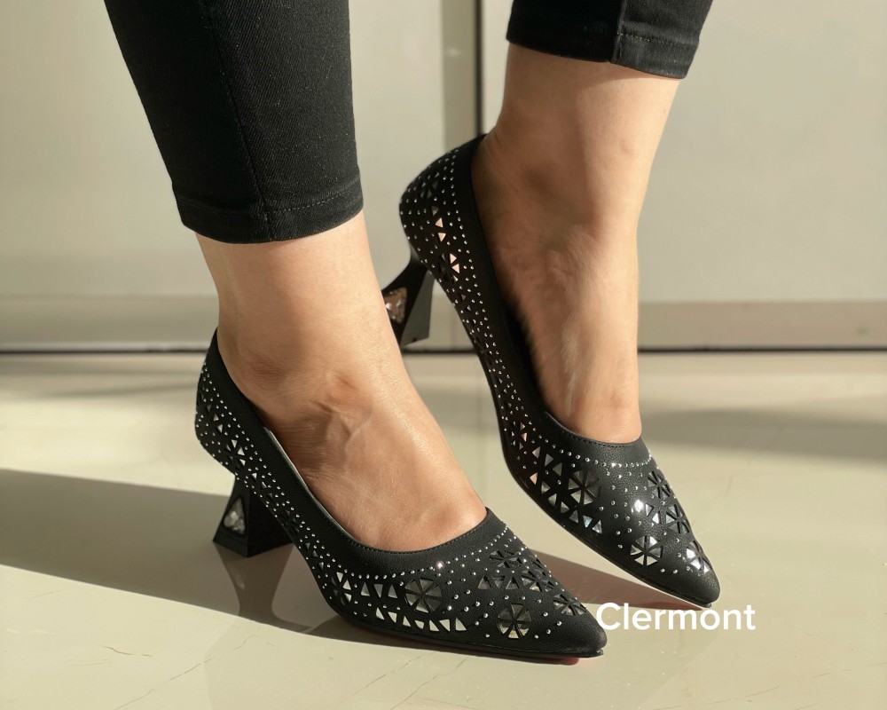  نگینی مثلثی 