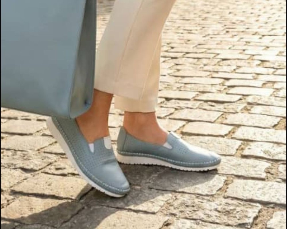  کفش زنانه چرم طبیعی تابستانی و چهارفصل 