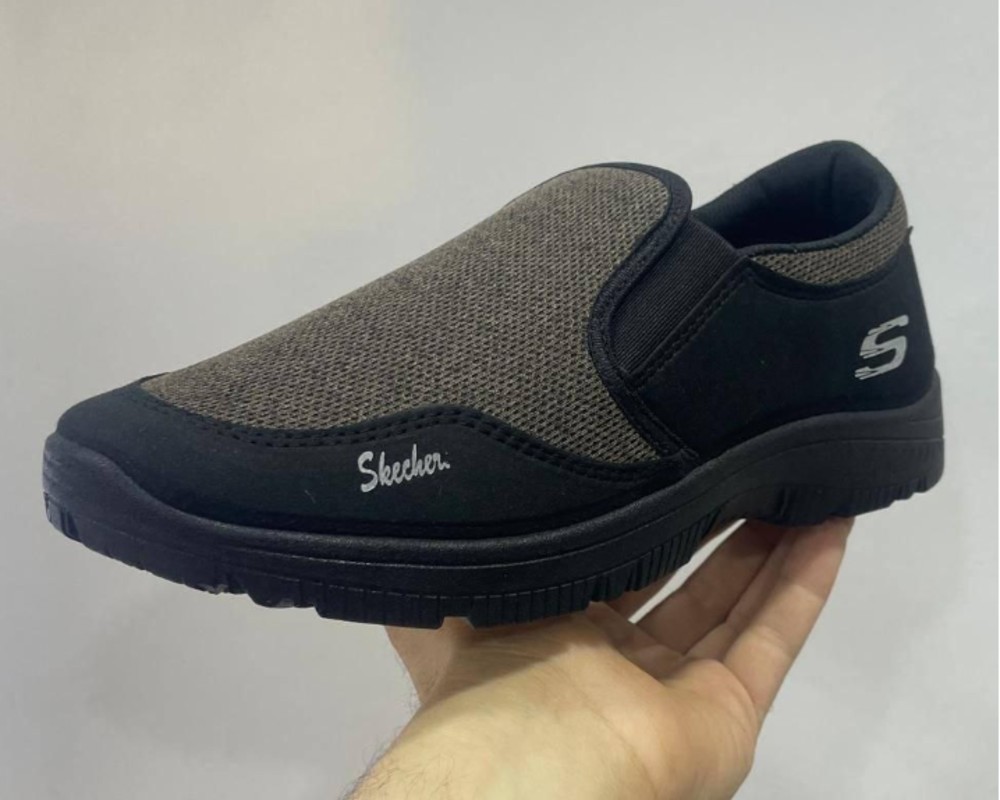  اسکیچرز پلاس 