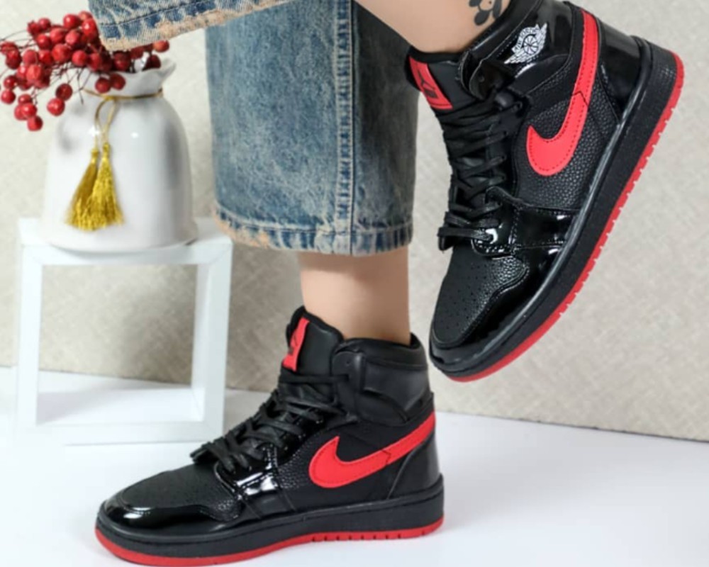  جردن ساقدار 