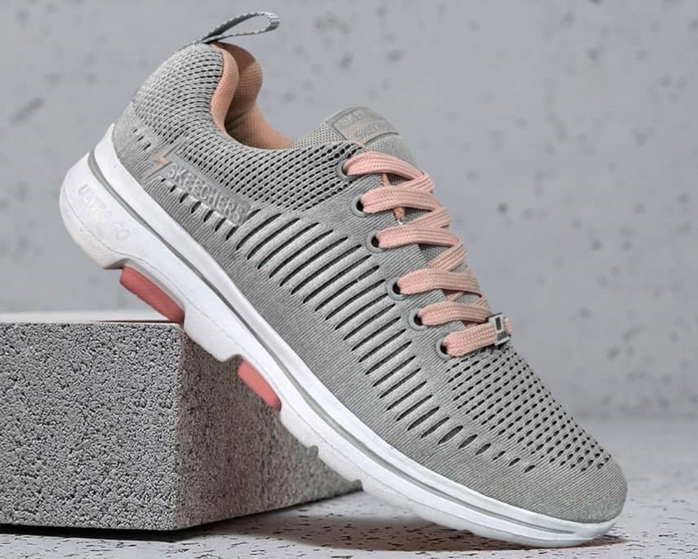  اسکیچرز اولترا 