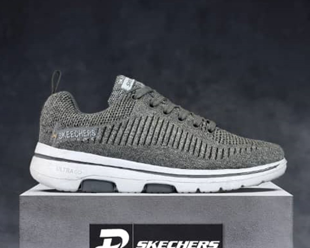  اسکیچرز اولترا 