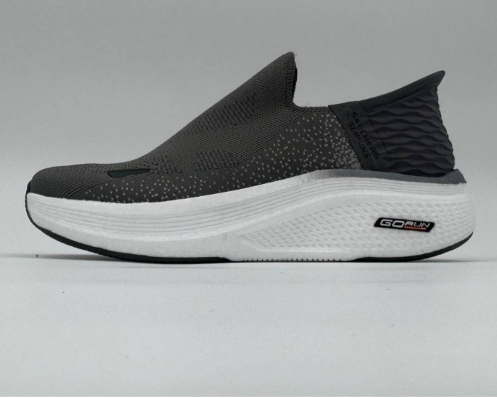  کفش تو‌پای مدل GoRun 