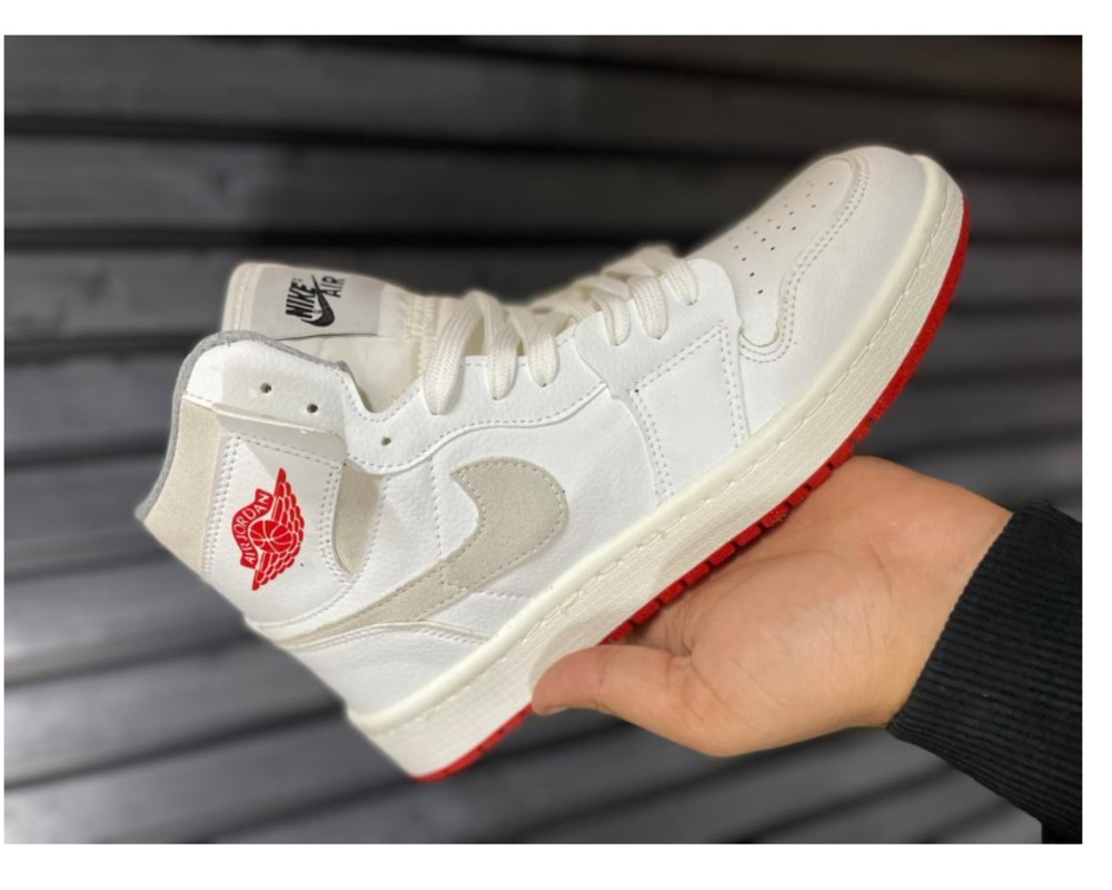  جردن ساقدار 