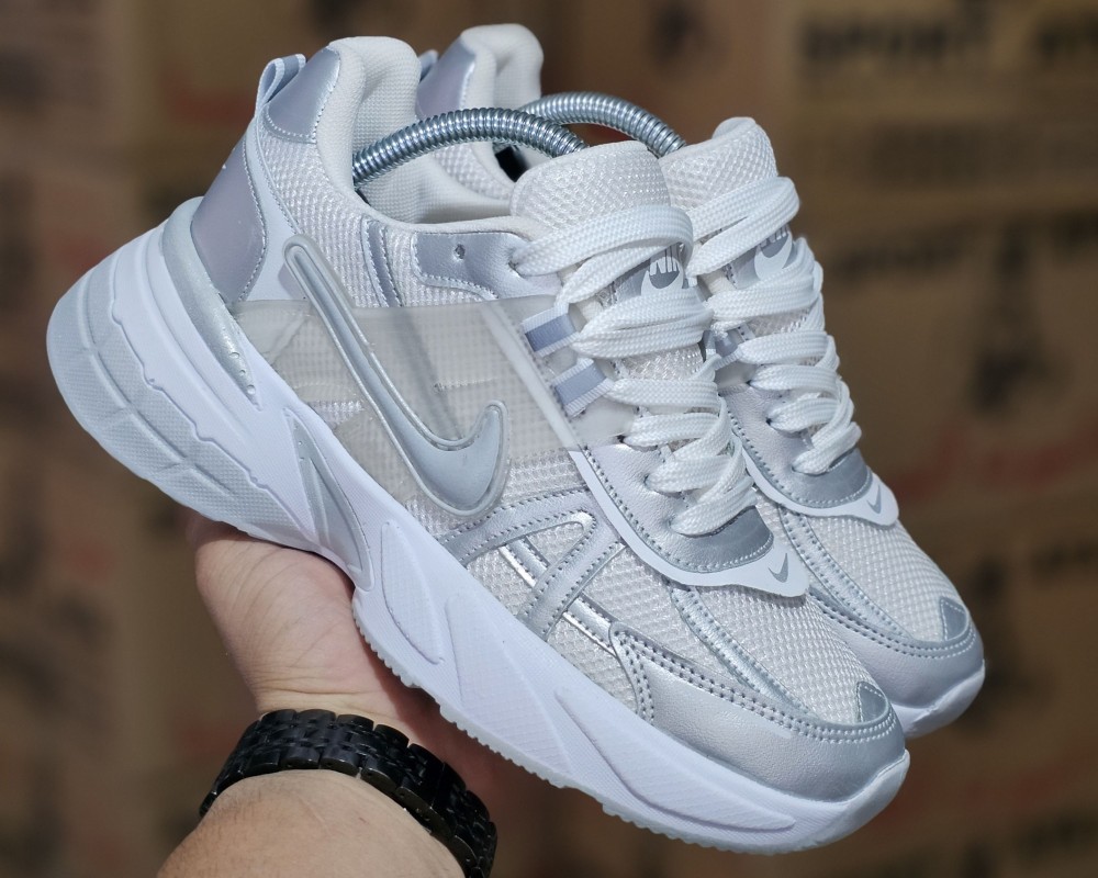  Nike v2k 