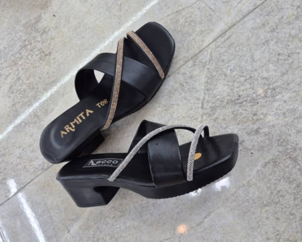  آذر زیره خوکی 