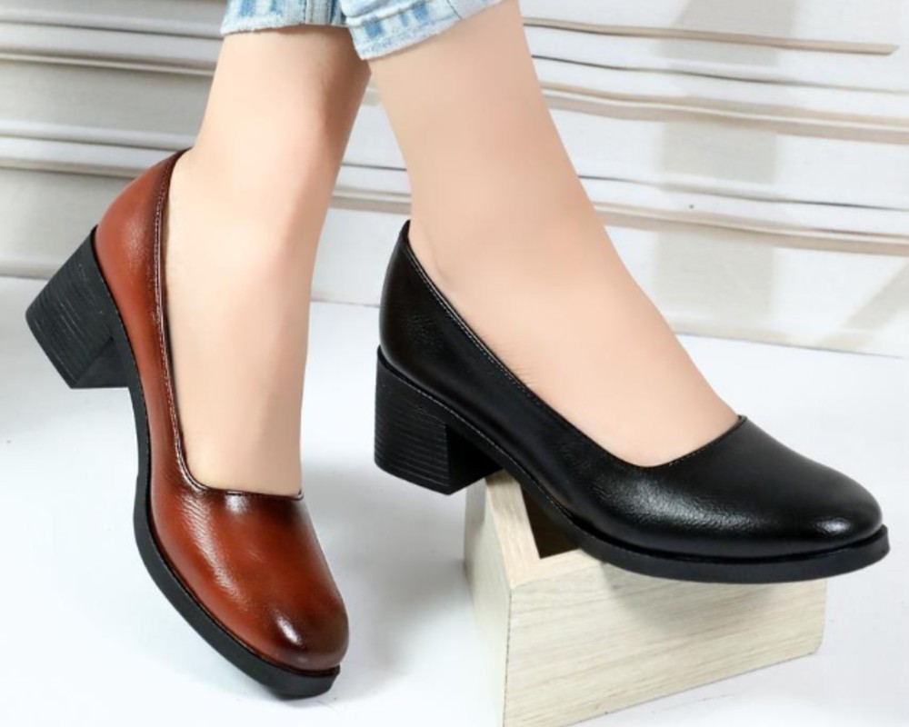  لودشکا زنانه و بزرگ پا 