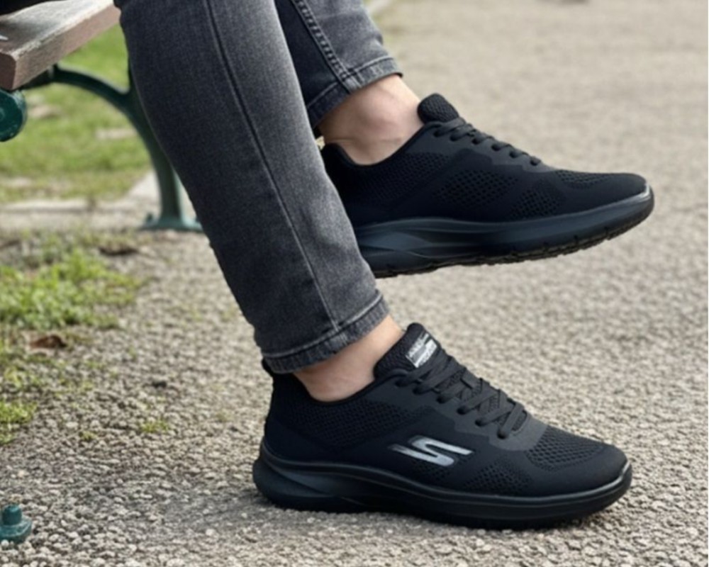  اسکیچرز کد 105 