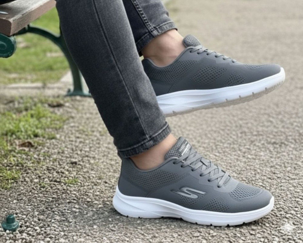  اسکیچرز کد 105 