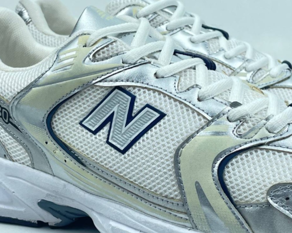  نیو بالانس ۵۳۰  new balance530 