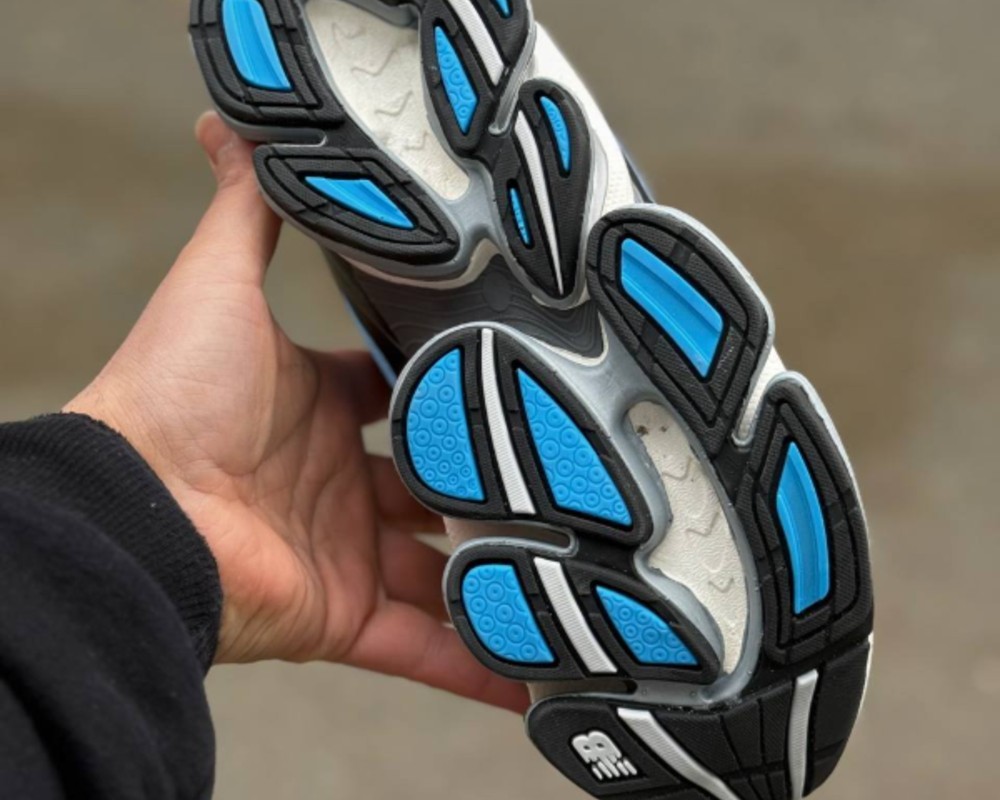  نیوبالانس 2000 