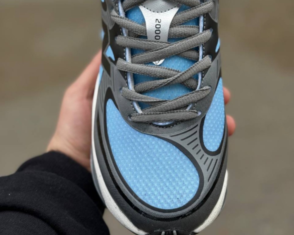  نیوبالانس 2000 