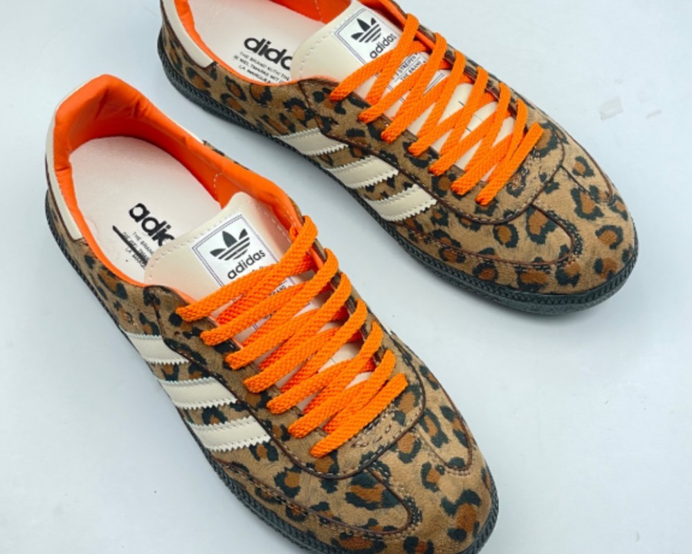  آدیداس سامبا  adidas samba 