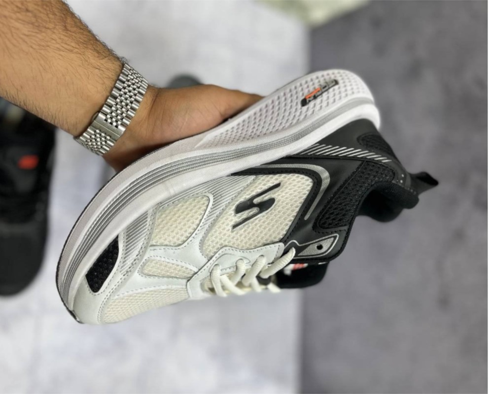  اسکیچرز go run 