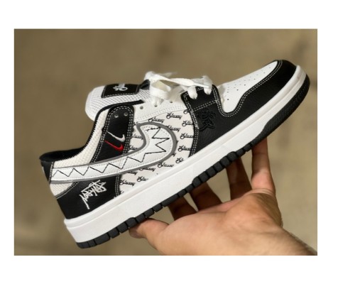 Nike sb dunk stusy