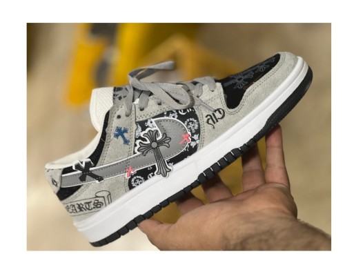 Nike sb dunk chrom hearts