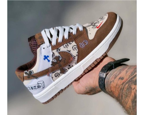 Nike sb dunk chrom hearts