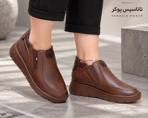 تاناسیس پوکر