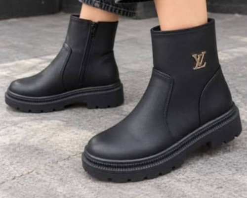 بوت LV