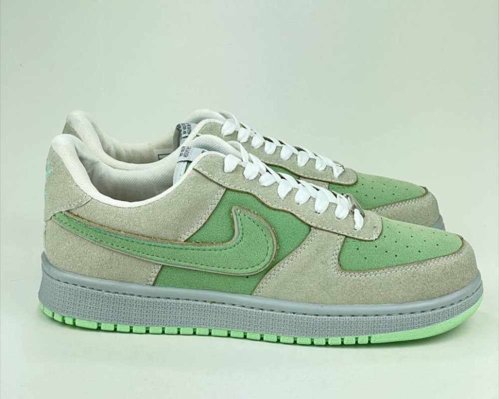  نایک ایرفورس وان  Nike airforce1 