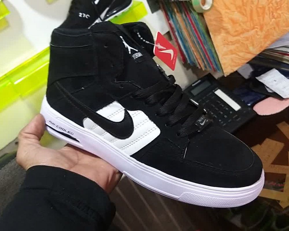  Nike Jordan 