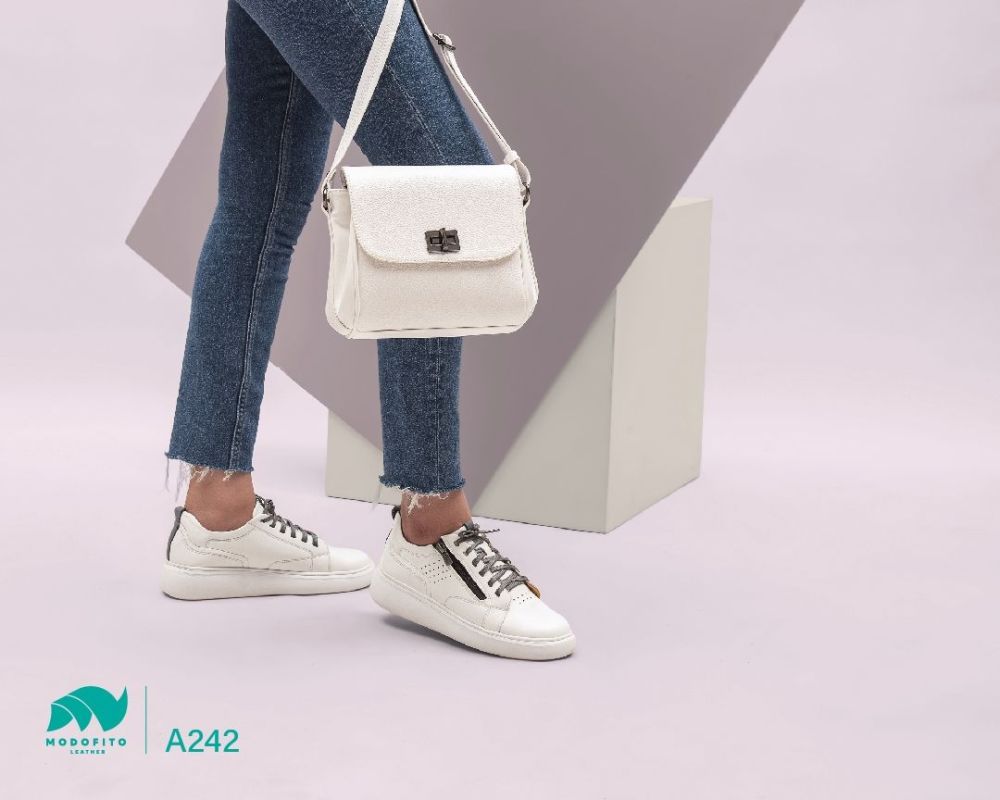  A242 