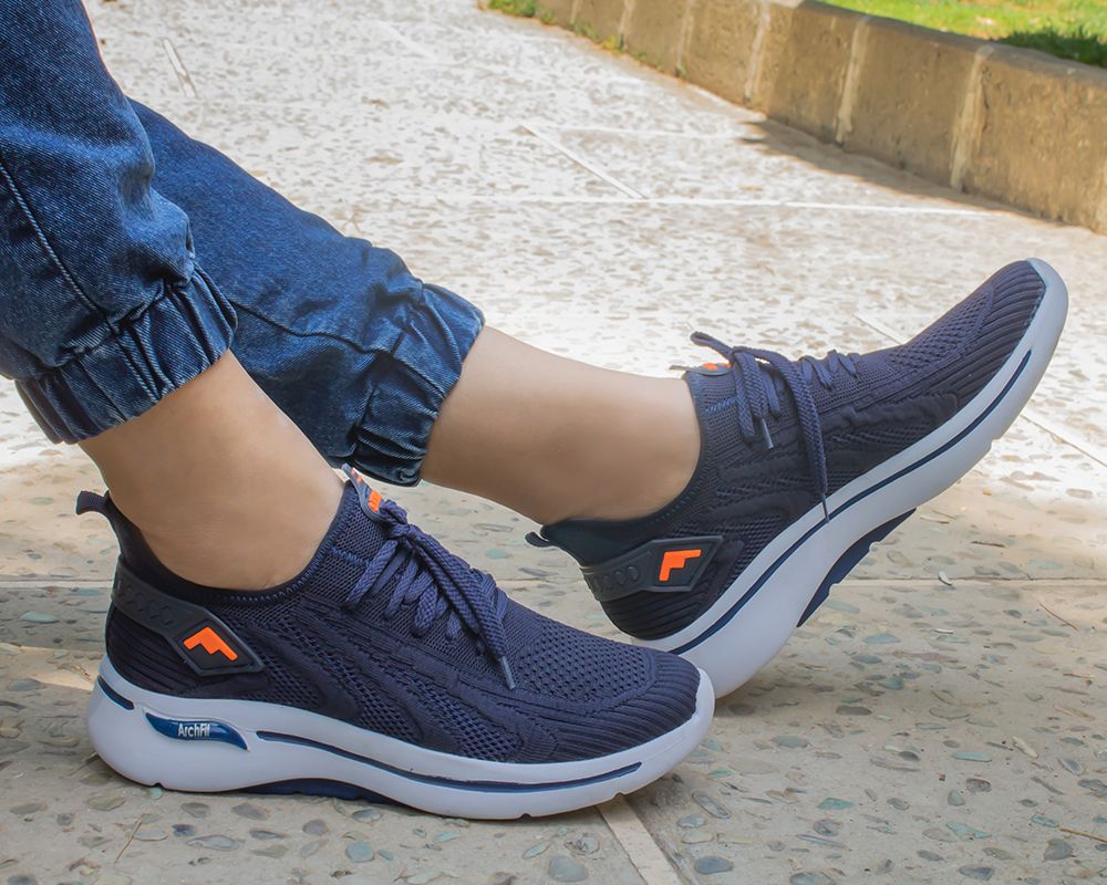  اسکیچرز آرچ فیت 